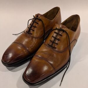Magnanni Leather Cap-toe Oxford Dress Shoes